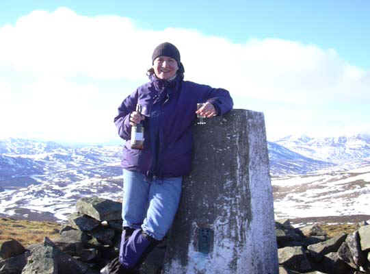 11-summit-toast.jpg (66549 bytes)