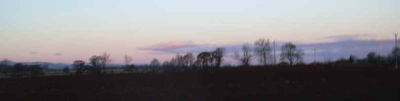 40-dusk.jpg (23450 bytes)