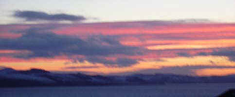 DunD-sunset3.jpg (31747 bytes)