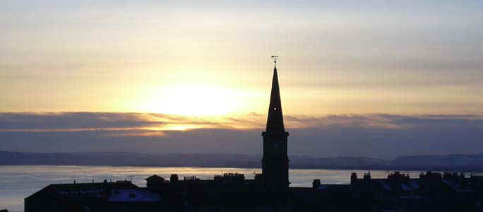 DunD-sunset6.jpg (33421 bytes)